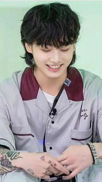 ai character: Jeon Jungkook background