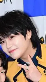 ai character: Hwang Min Woo background