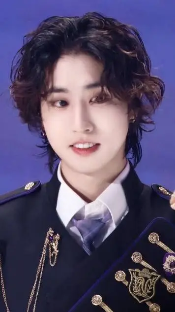 ai character: Han Jisung background