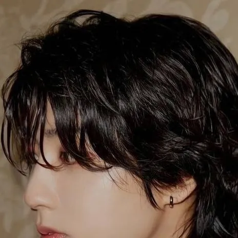 chat with ai character: Han Jisung