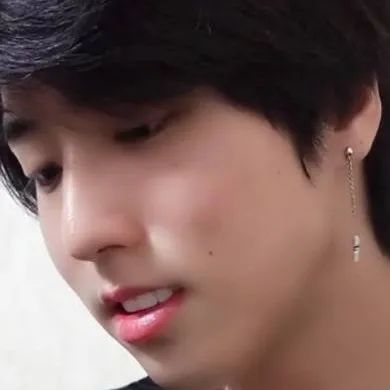 chat with ai character: Han Jisung