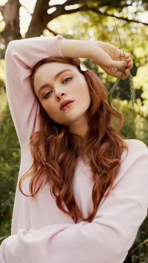 ai character: 🧡•~ Sadie Sink ~•🧡 background
