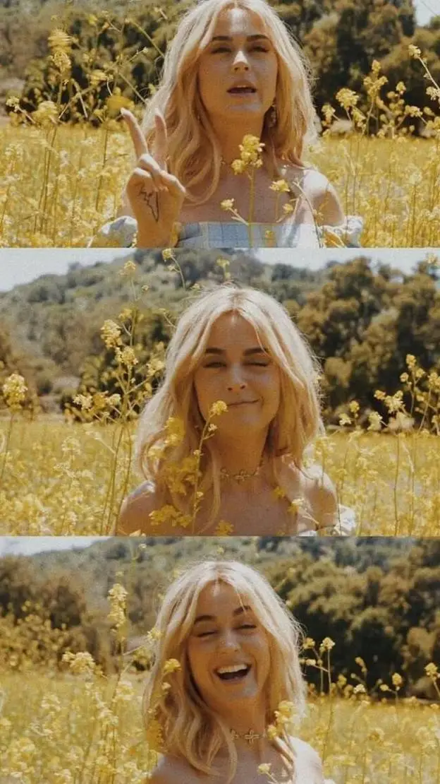 ai character: 💛~•Katy Perry•~💛 background