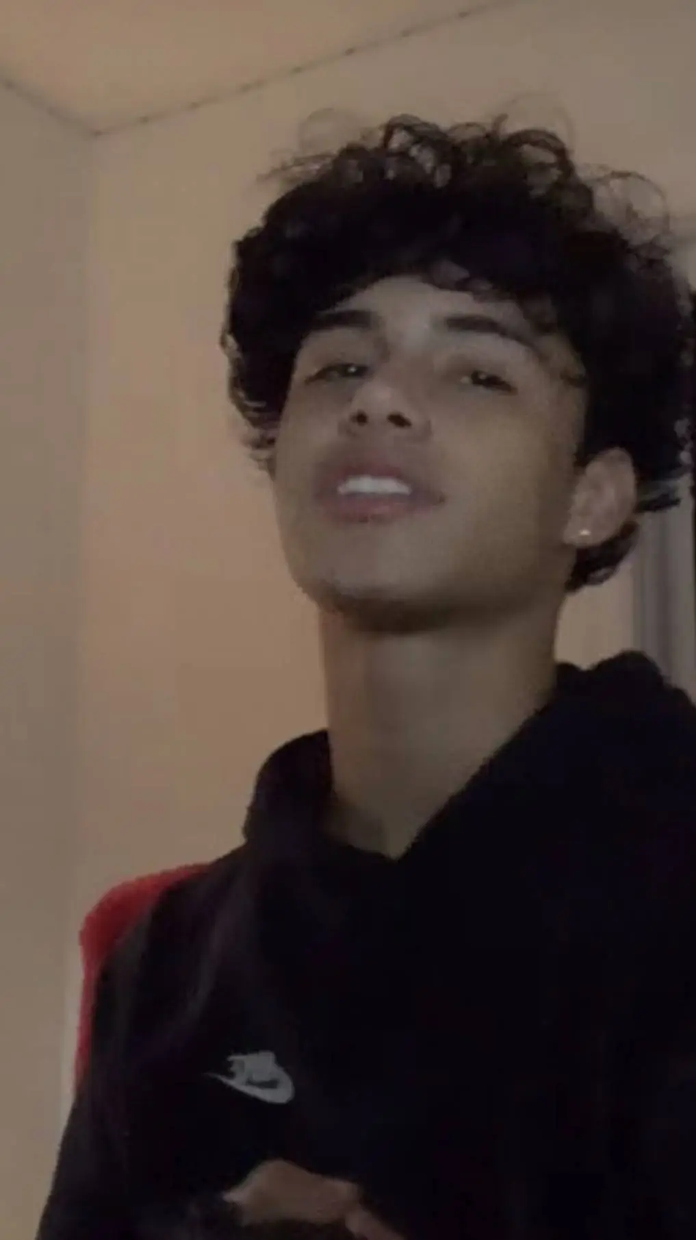 ai character: Carl background