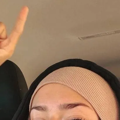 chat with ai character: Nikki 