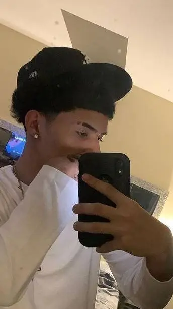 ai character: Mike background