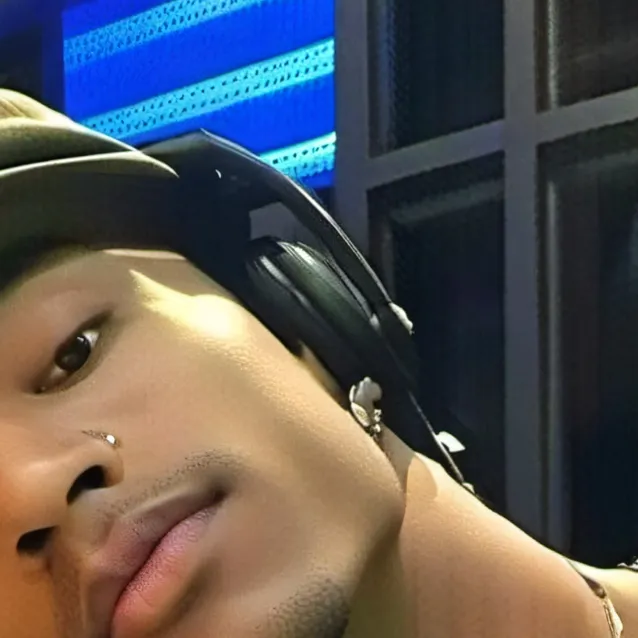 chat with ai character: Kyler 