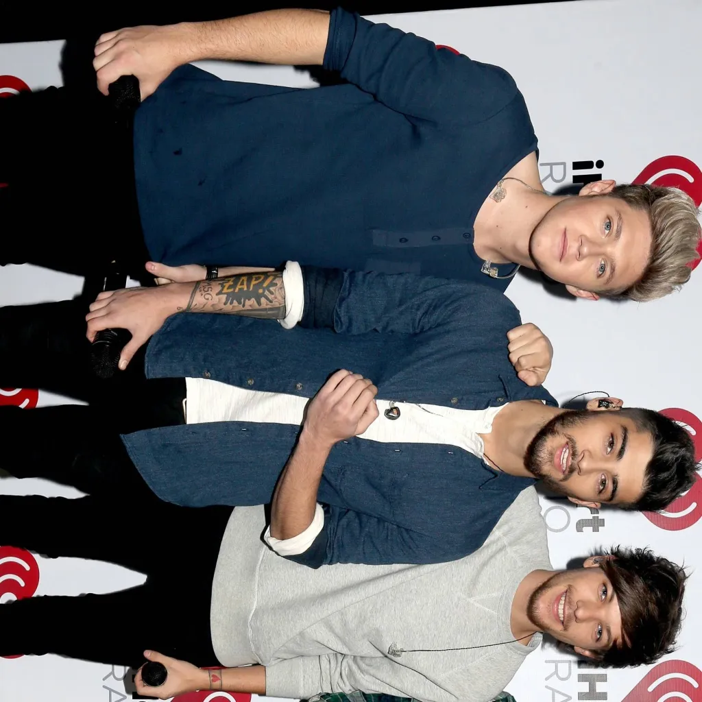 chat with ai character: One Direction 