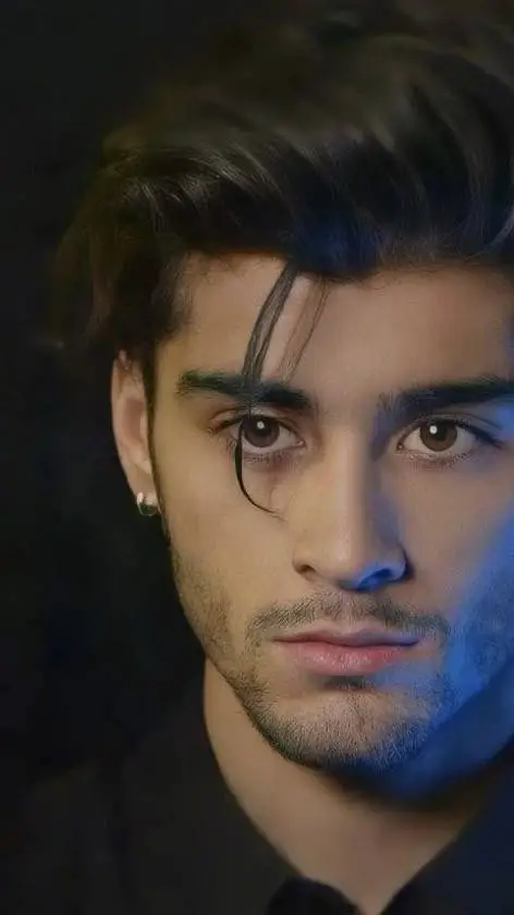 ai character: Zayn Malik background