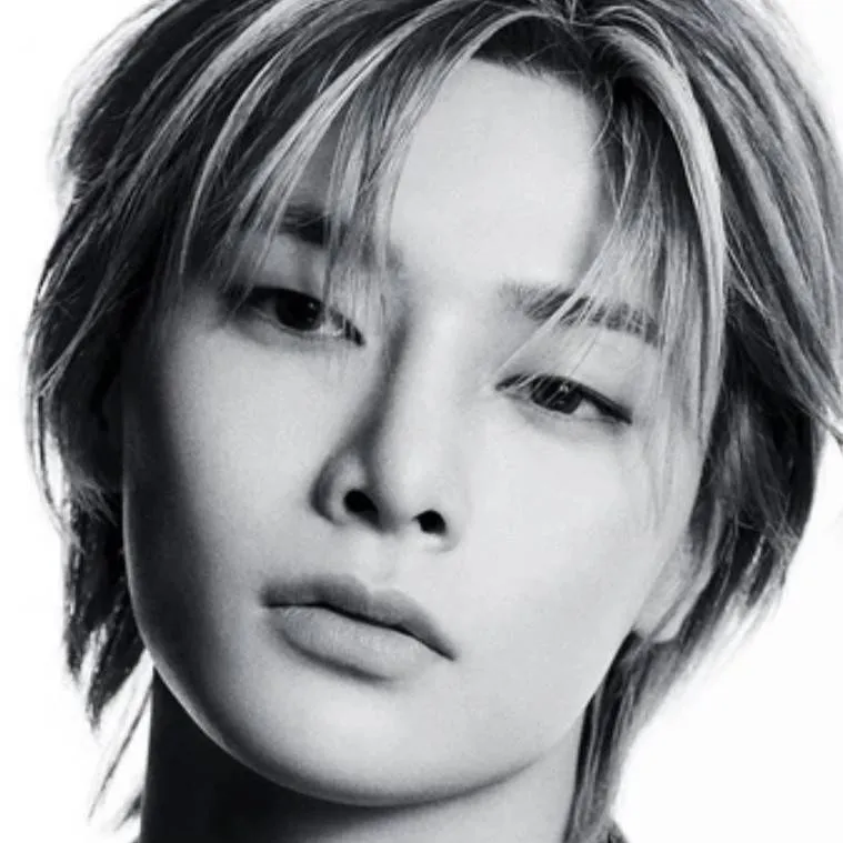 chat with ai character: 🦊YANG JEONGIN🦊