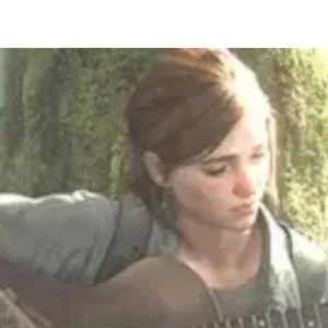 chat with ai character: Ellie Williams♡