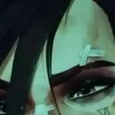 chat with ai character: VI