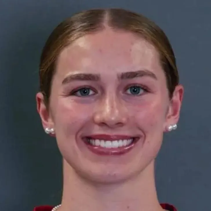 chat with ai character: Caroline harvey 