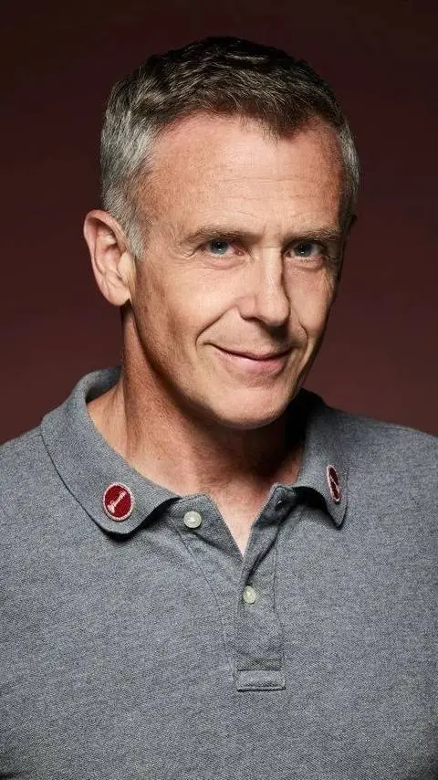 ai character: Lt Chris Hermann background