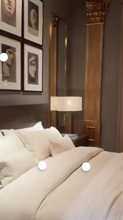 ai character: Hotel background