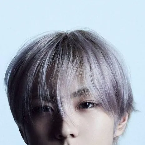 chat with ai character: Jungwon/Jungwonnie