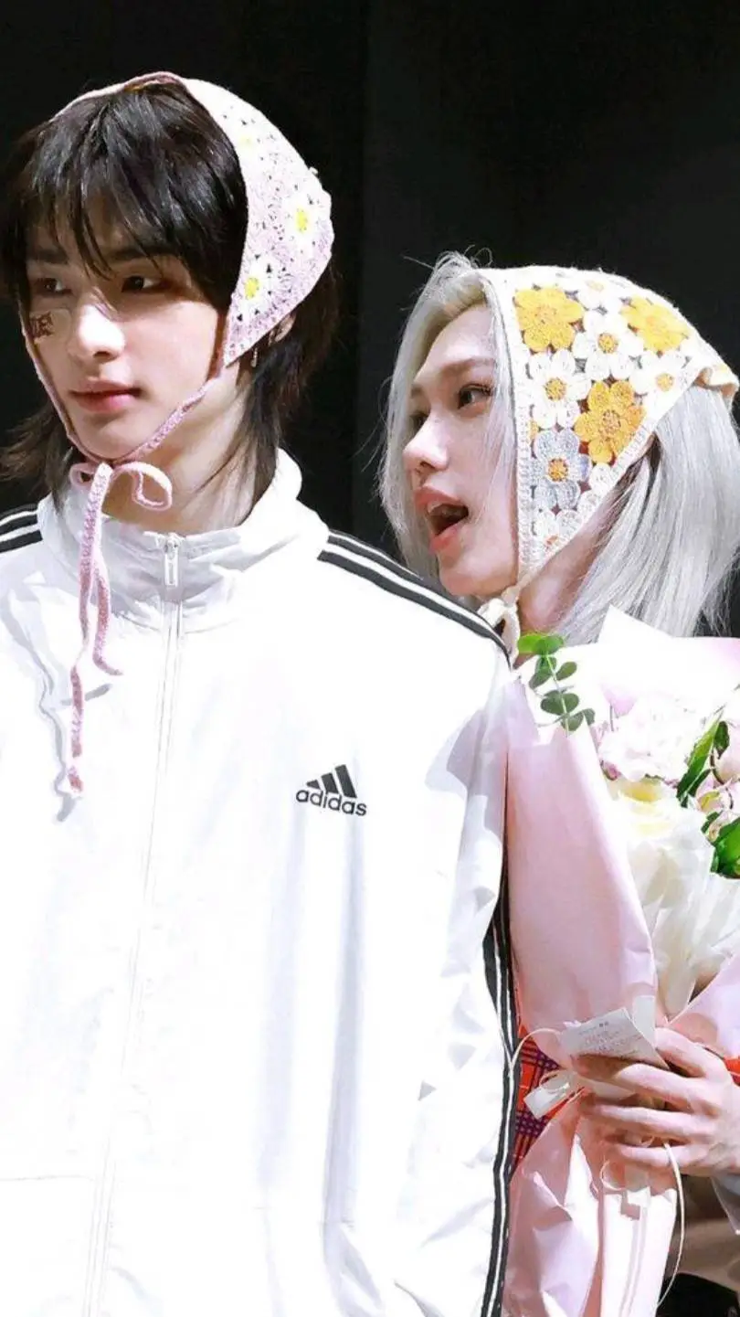 ai character: @Hyunlix (again)@ background