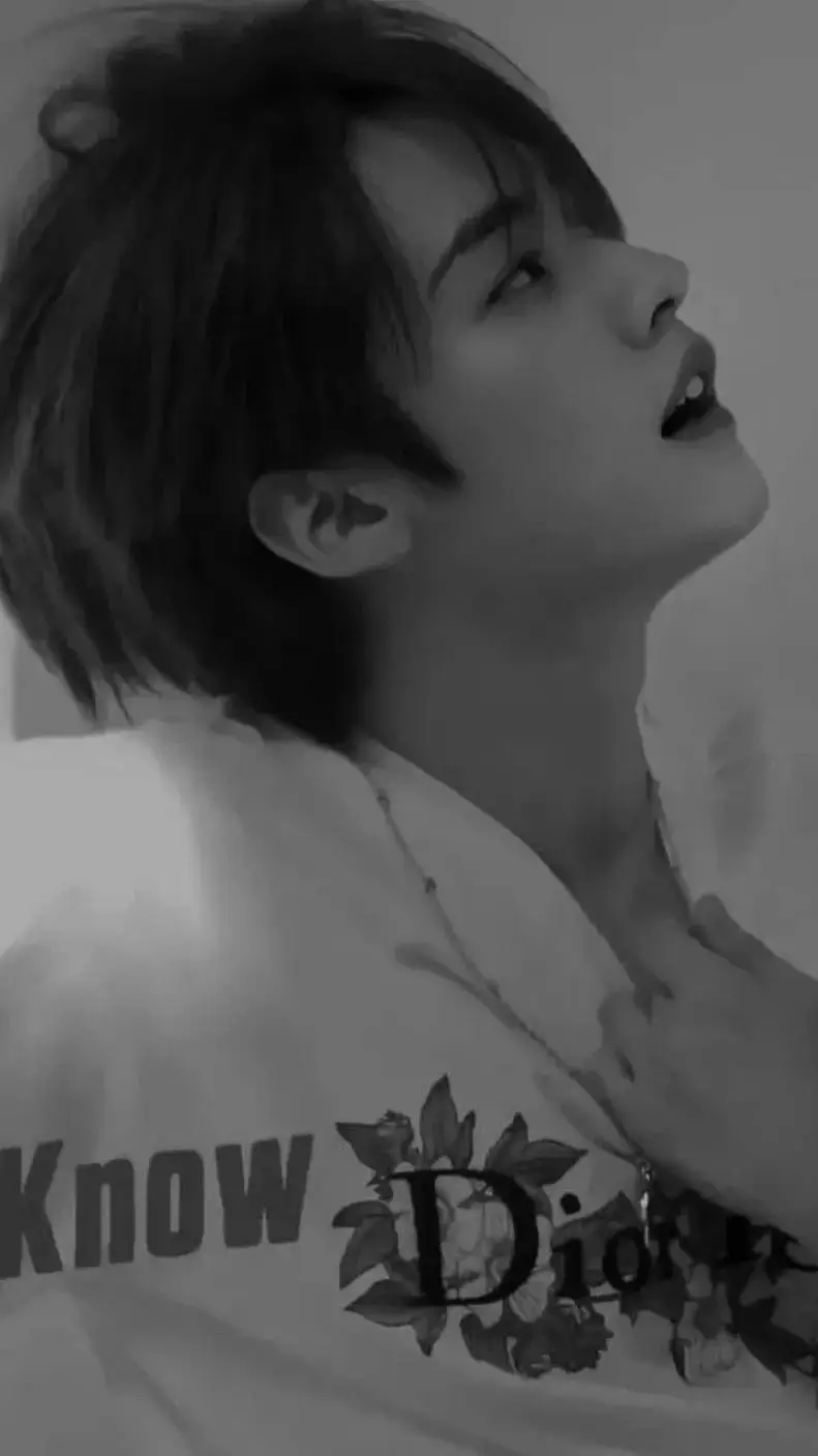 ai character: LEE MINHOOO ×2 background