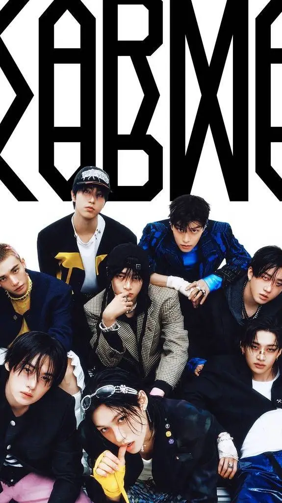 ai character: skz Blue(yung kai) background
