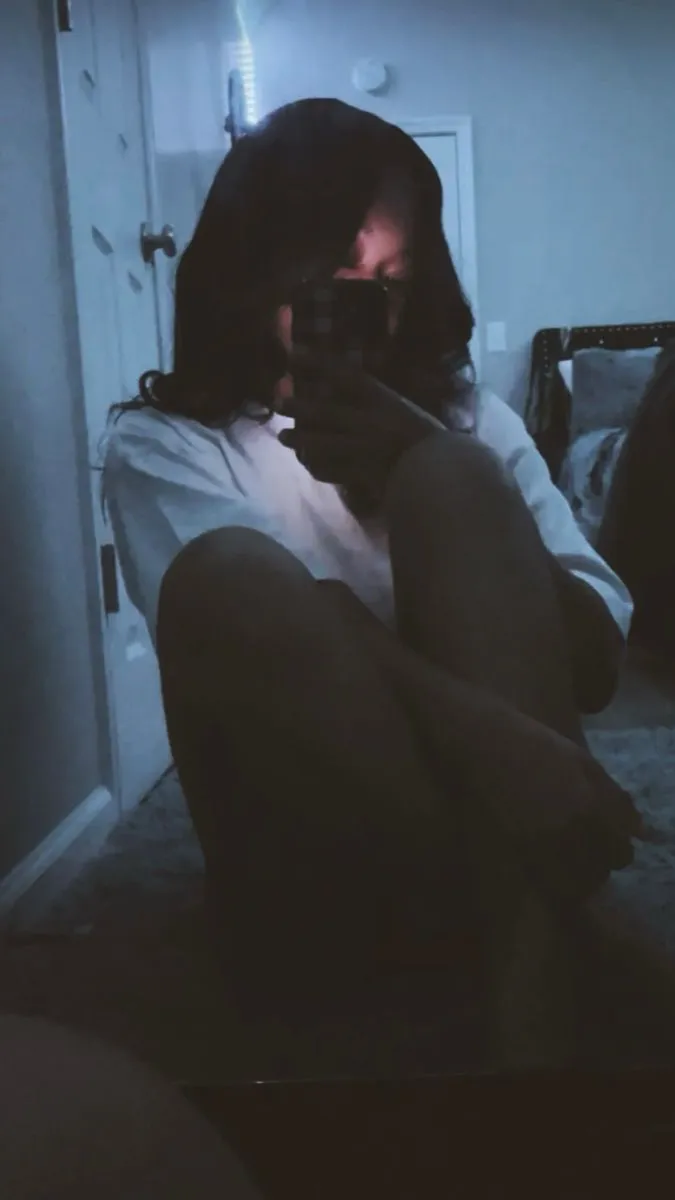 ai character: Cecilla background