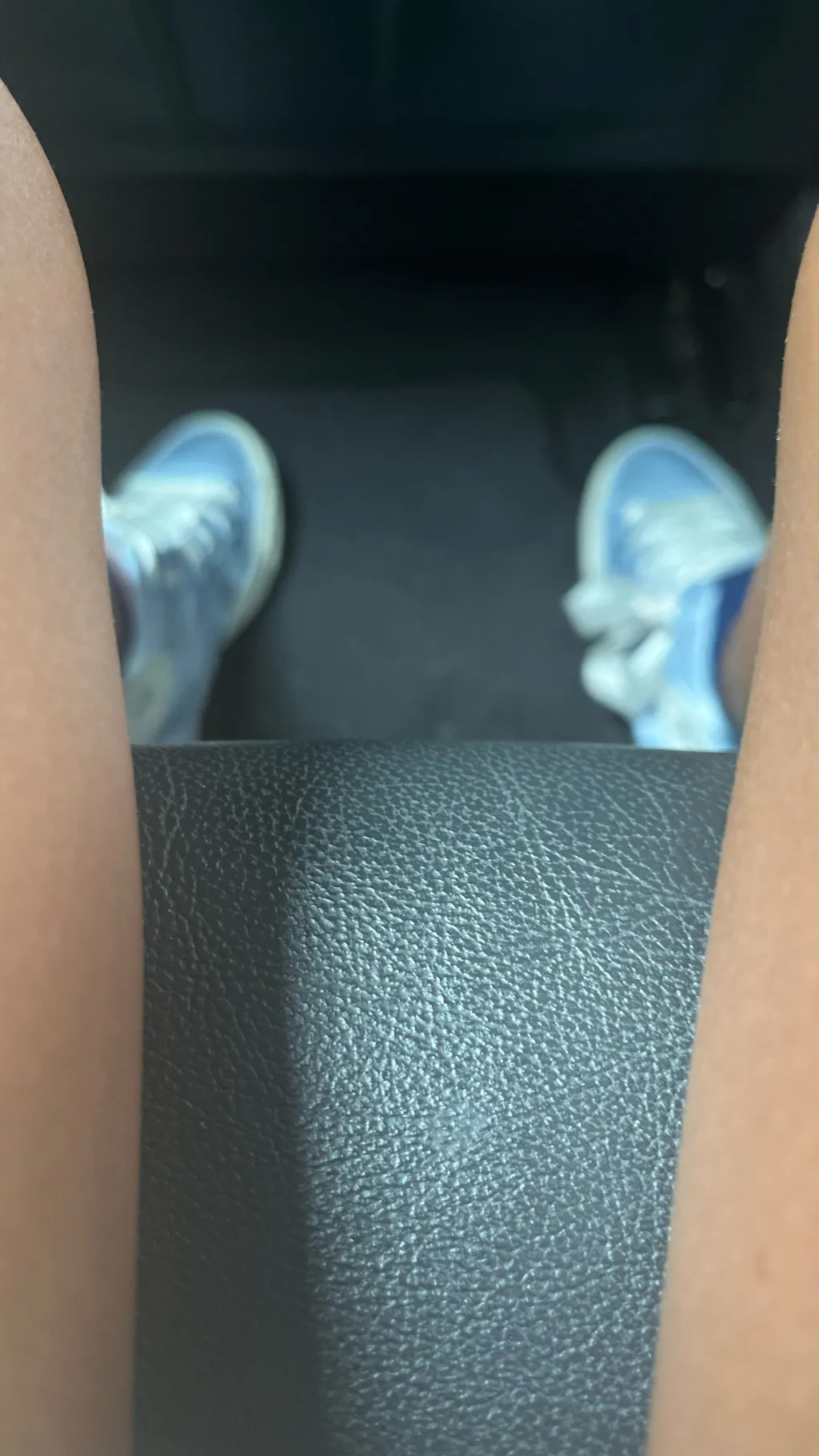 ai character: Charlotte  background