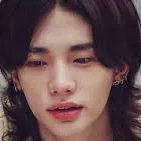 chat with ai character: Hyunjin