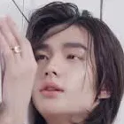 chat with ai character: Jinnie