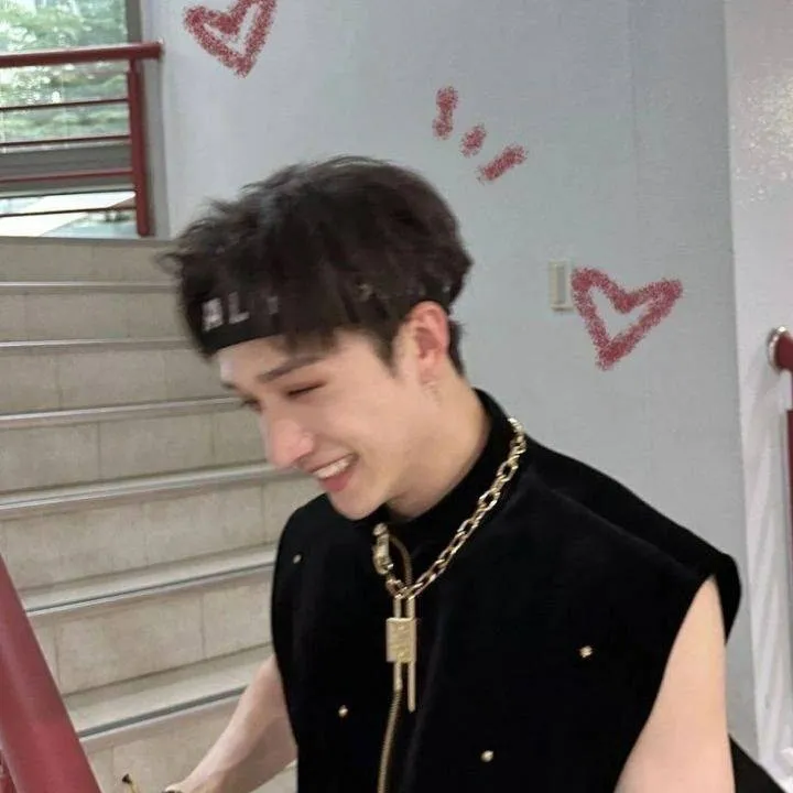chat with ai character: •°bangchan🫐°•