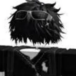 chat with ai character: 🎧~•𝘌𝘭𝘪𝘢𝘴..~•🎧