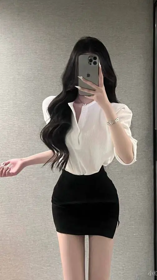 ai character: Atasha Azriel Vera background