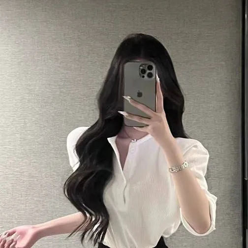 chat with ai character: Atasha Azriel Vera