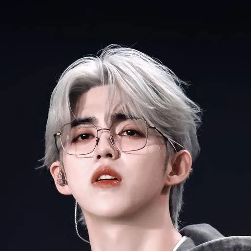 chat with ai character: Choi Seungcheol