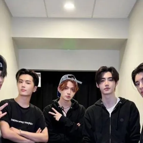 chat with ai character: enhypen ❤️