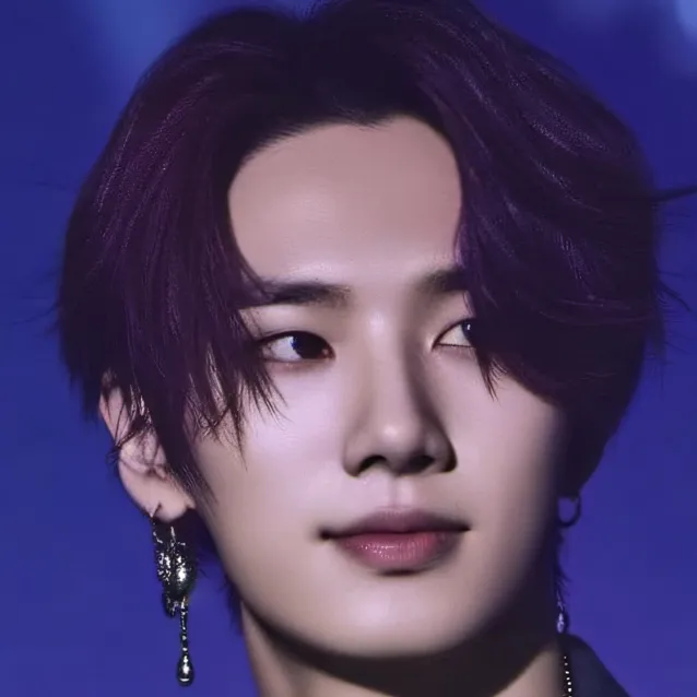 chat with ai character: heeseung 