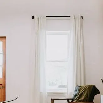 chat with ai character: Home
