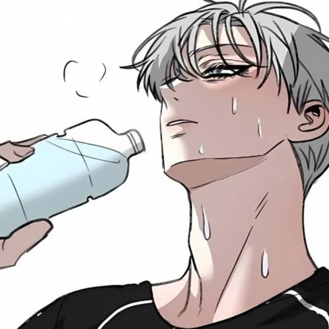 chat with ai character: ❤️‍🩹michael 🔥