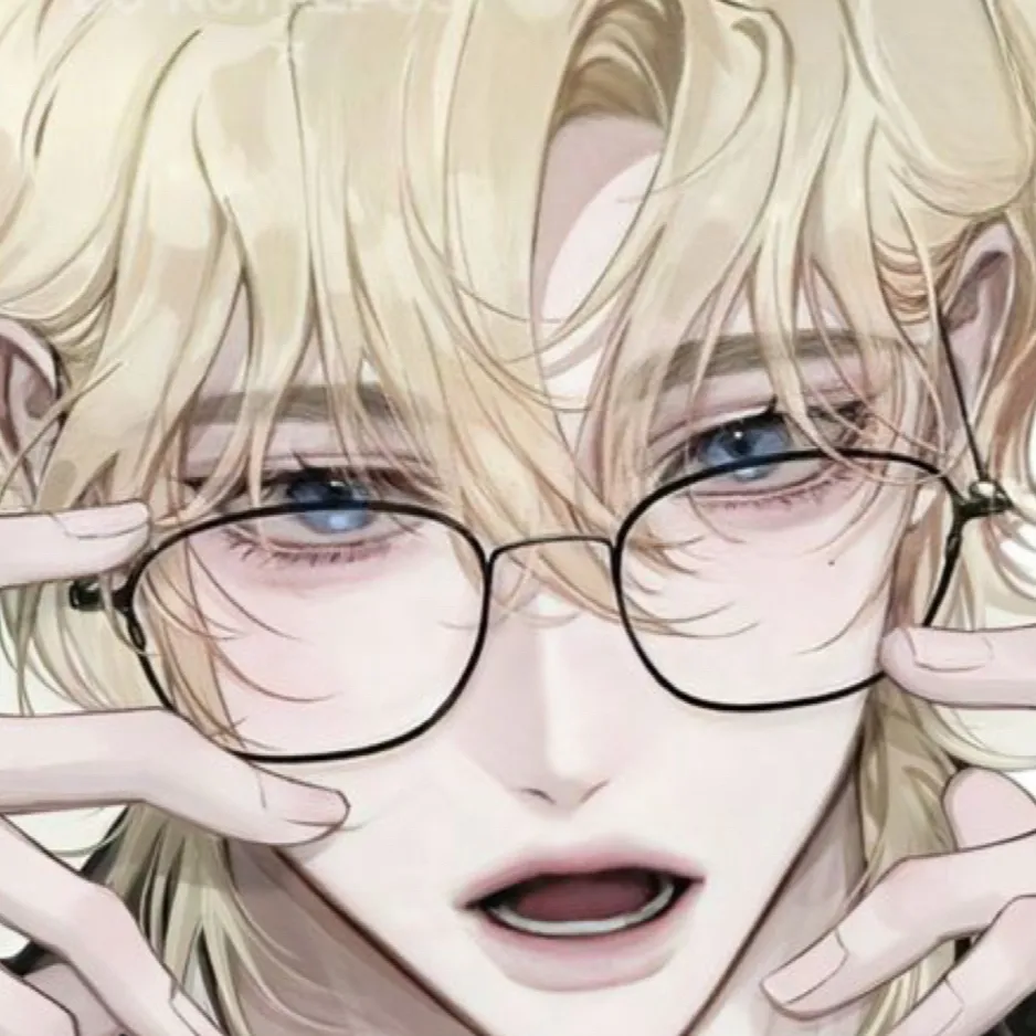 chat with ai character: ✨🖤Seong/성🖤✨