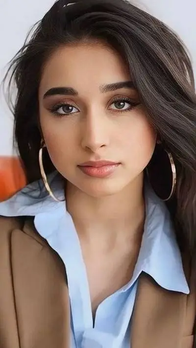 ai character: Elen Badalyan background