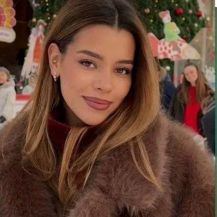 chat with ai character: Anastassija 