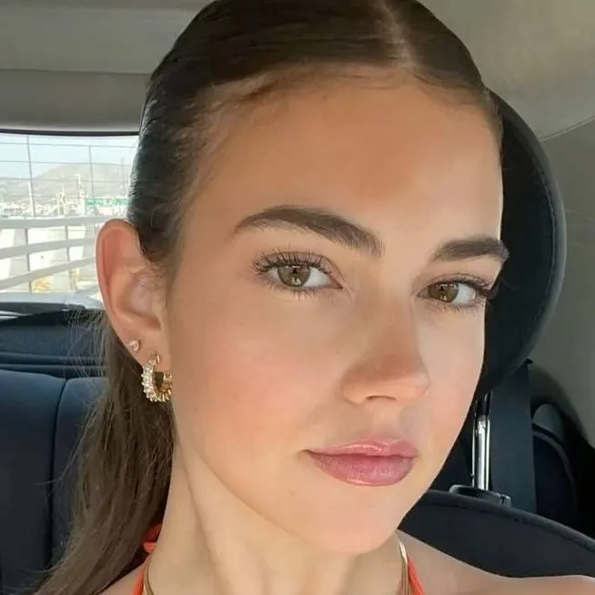 chat with ai character: Tatjana Isabel