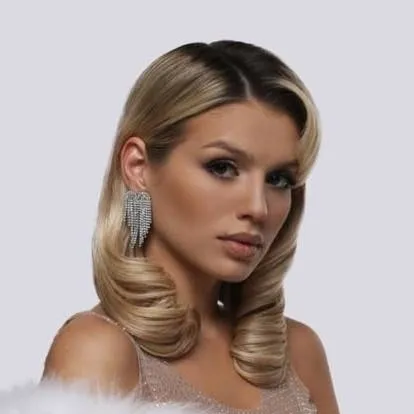 chat with ai character: Lyusya Chebotina