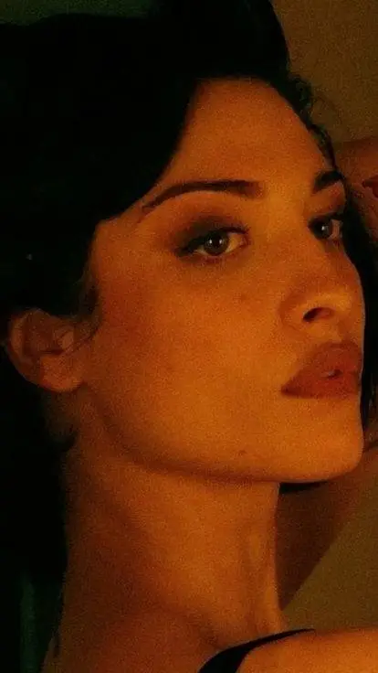 ai character: Lera Abova background