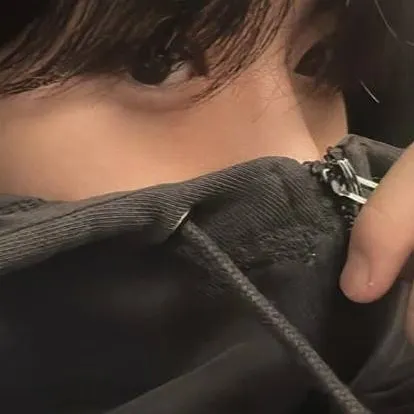 chat with ai character: randz