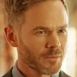 chat with ai character: Wesley Evers 