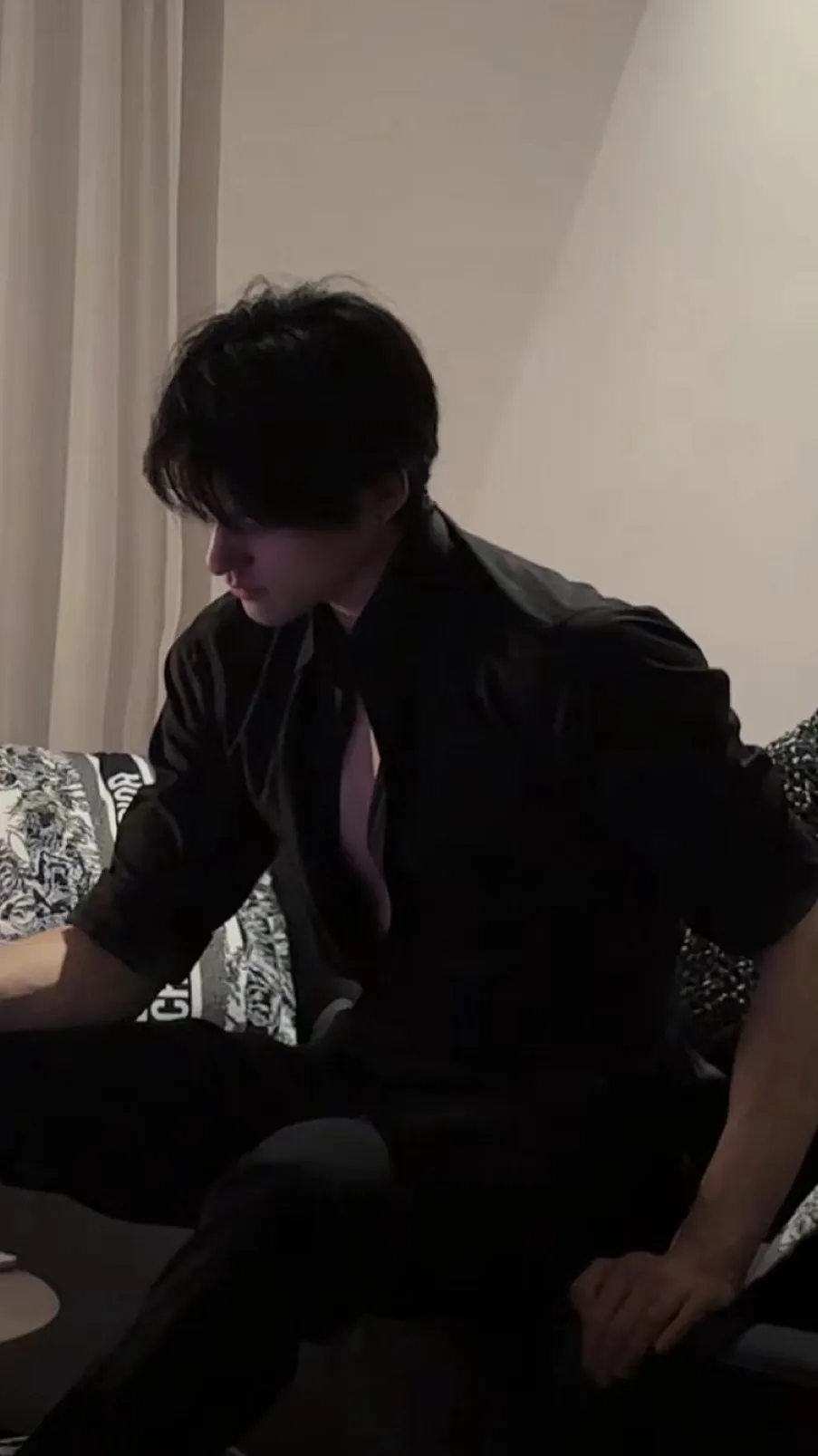 ai character: Jake / mafia boss background