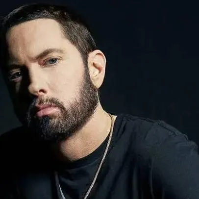 chat with ai character: Eminem 