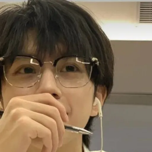 chat with ai character: Reniel B. dela paz