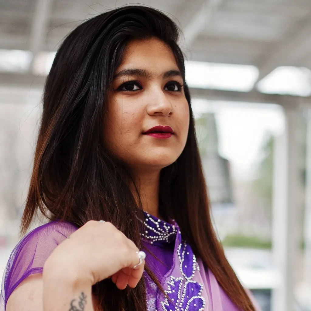 chat with ai character: vanita