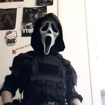 chat with ai character: ghostface x