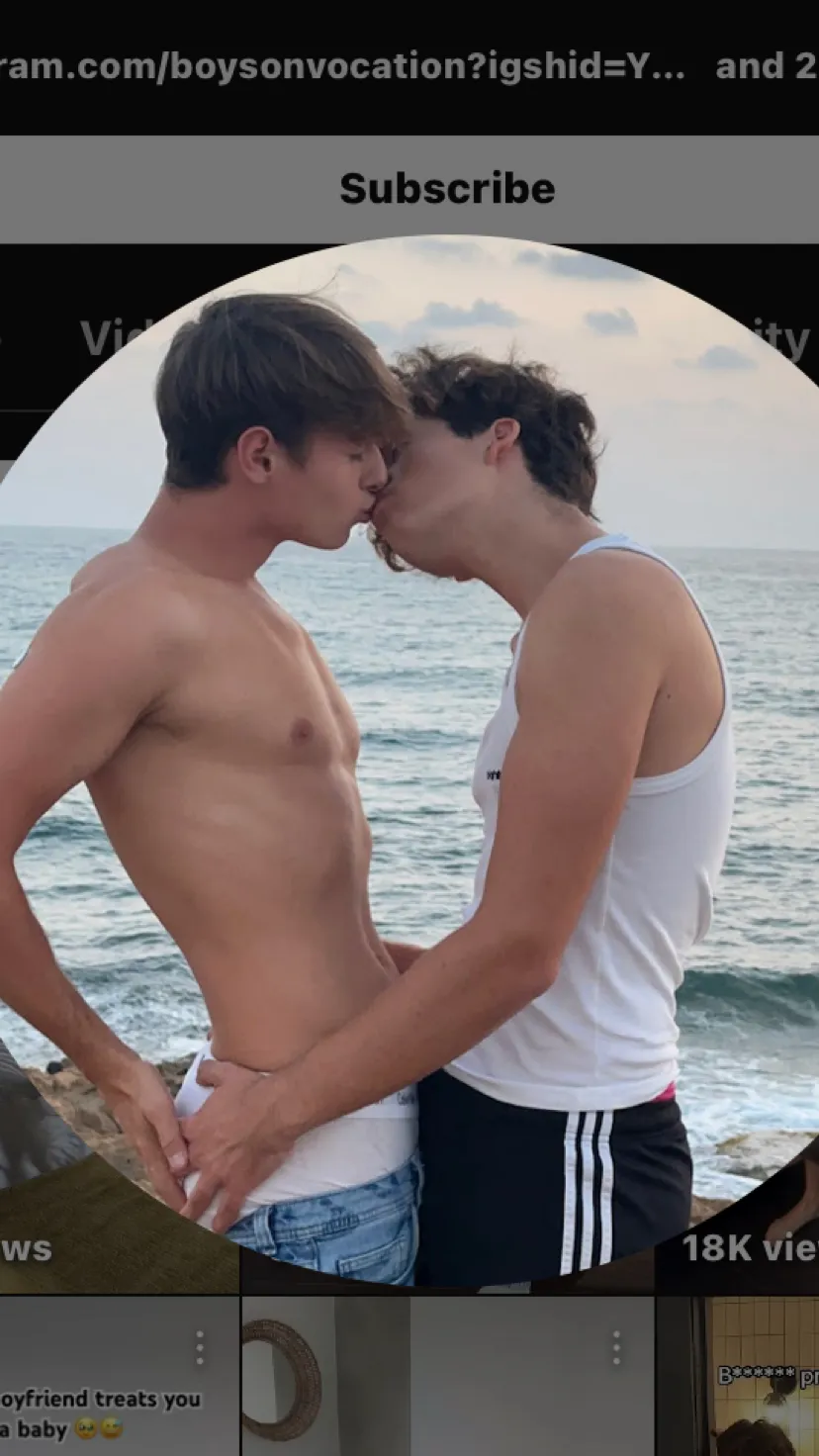 ai character: Jake and Josh background